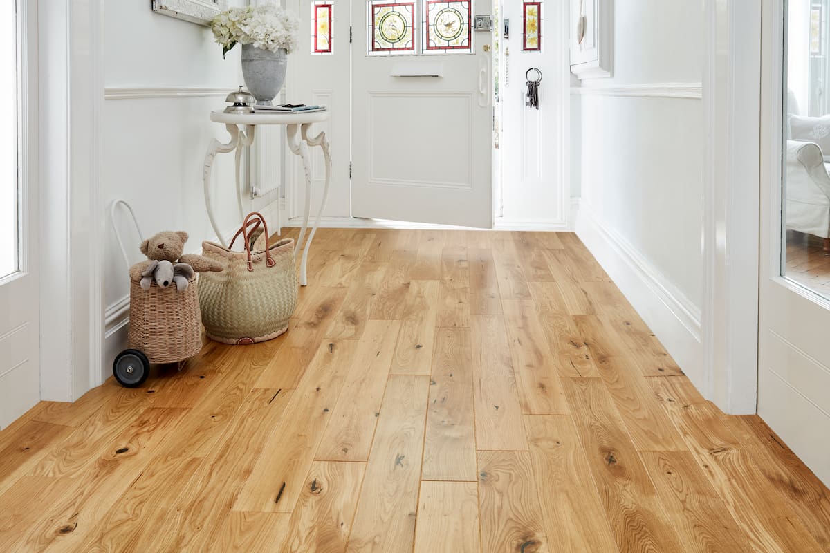 Home Choice Engineered European Rustic Oak 14mm x 130mm Natural Lacquered Long Board