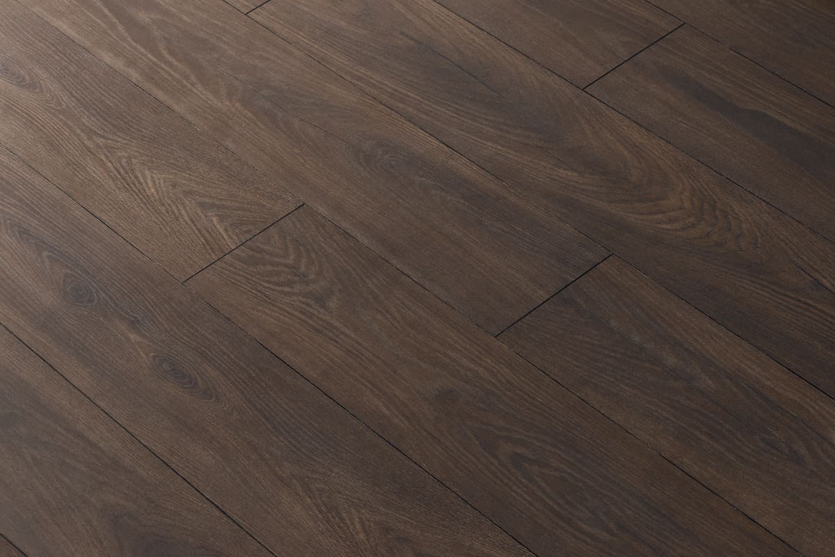 Aqualock 10mm Laminate Flooring Mocha Oak