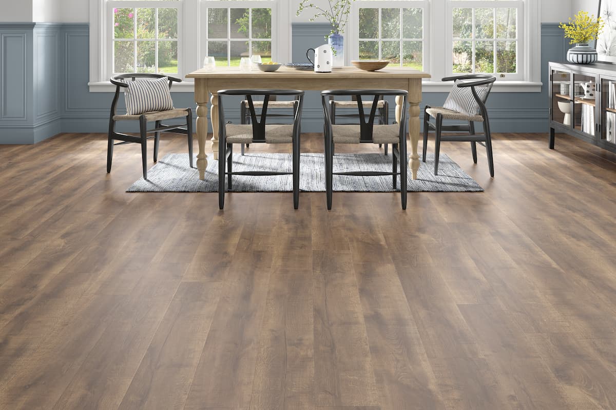 Aqualock 8mm Laminate Flooring Toasted Pecan