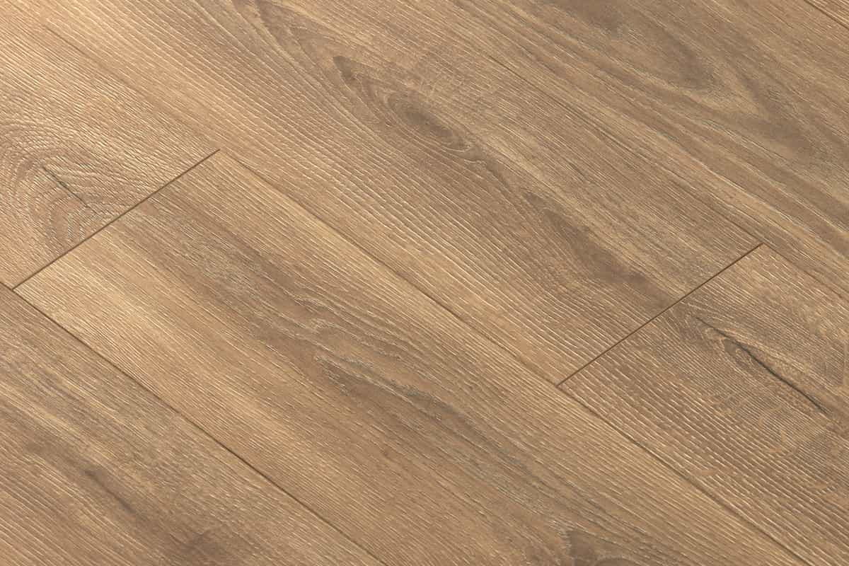 Aqualock 8mm Laminate Flooring Toffee Brown Oak