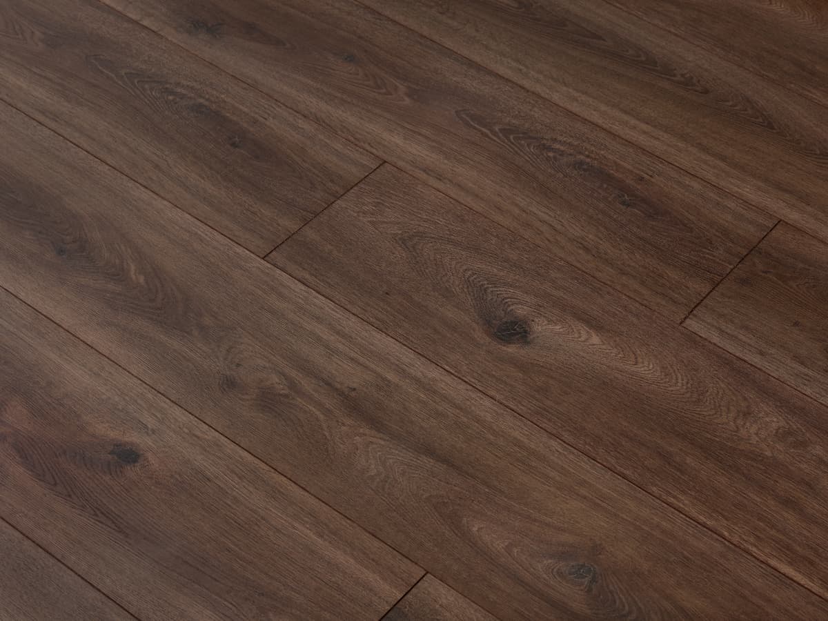 Series Woods 8mm Laminate Flooring Hazelnut Truffle